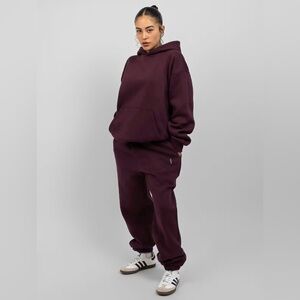 NWT Comfrt - The Standard Hoodie & Sweatpant “Set” UNISEX Size XS Color: Maroon